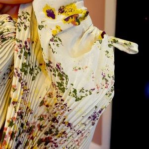 Pleaded off the shoulder floral shirt